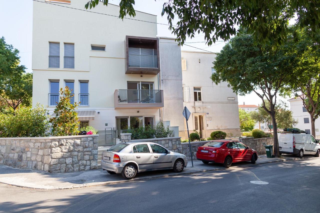 Apartments Bilic Сплит Екстериор снимка