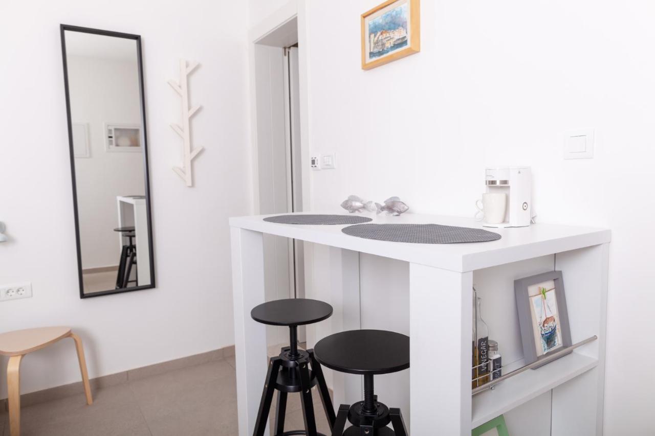 Apartments Bilic Сплит Екстериор снимка