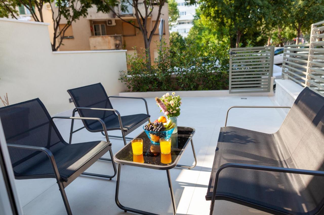 Apartments Bilic Сплит Екстериор снимка